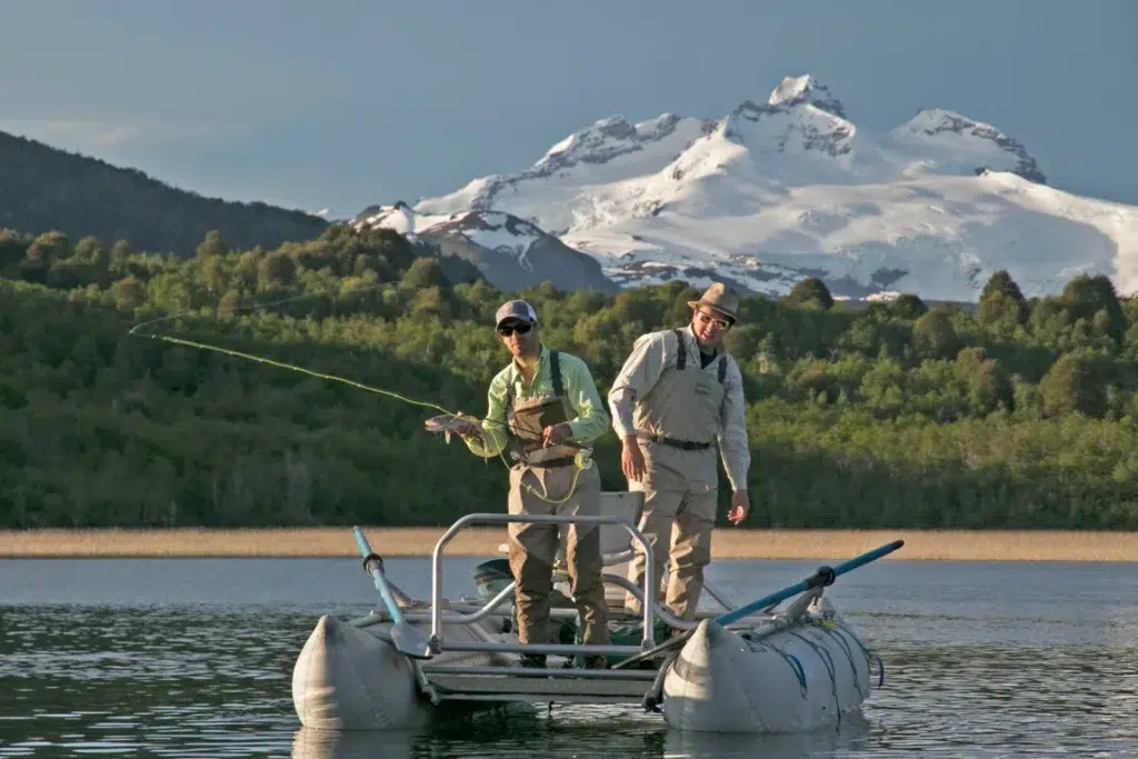 fly fishing Bariloche fly fishing patagonia fly fishing argentina fly fishing outfitter Bariloche fly fishing outfitter patagonia fly fishing loge patagonia